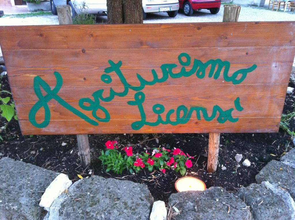 Villa Agriturismo Licensi Del Bresa Monzambano Zimmer foto
